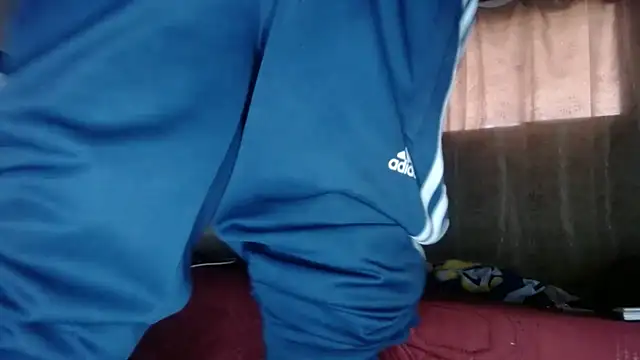 Snapshot of Christian_Stiven1 chatting on 01-28-25, 10:12 Christian Stiven1 online show from 01-28-25, 10:12