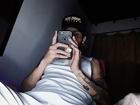 Snapshot of Christian_Stiven1 chatting on 02-04-25, 04:26 Christian Stiven1 online show from 02-04-25, 04:26