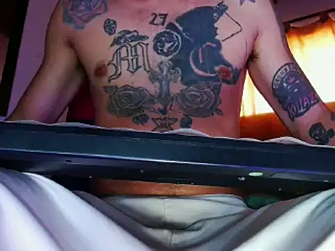 Snapshot of Christian_Stiven1 chatting on 02-25-25, 04:00 Christian Stiven1 online show from 02-25-25, 04:00