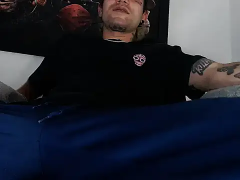 Snapshot of Christian_Stiven1 chatting on 03-17-25, 03:36 Christian Stiven1 online show from 03-17-25, 03:36