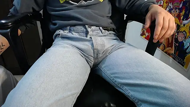 Snapshot of ricksamm chatting on 12-19-25, 10:33 ricksamm online show from 12-19-25, 10:33