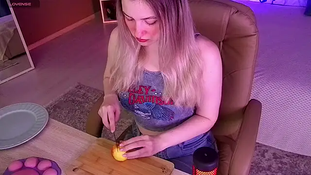 elinanortas online show from 09-30-25, 01:10