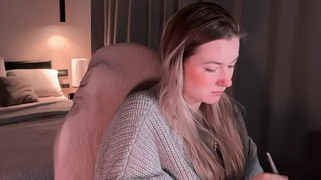 elinanortas online show from 11-29-25, 02:47