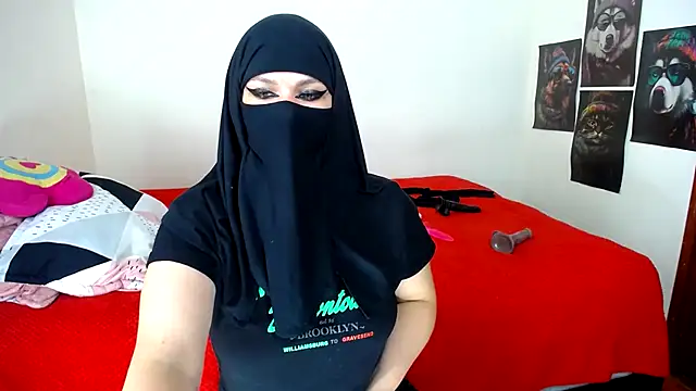 evelyn  salah online show from 12-08-24, 01:02