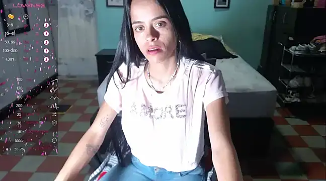 Mia sexy18  online show from 01-16-25, 02:51