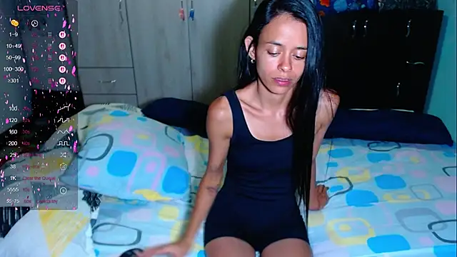 Mia sexy18  online show from 02-12-26, 01:33