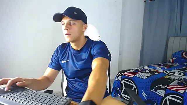 Snapshot of DavidAngell7 chatting on 12-20-24, 04:09 DavidAngell7 online show from 12-20-24, 04:09