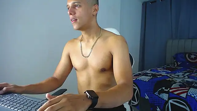 Snapshot of DavidAngell7 chatting on 12-26-24, 04:10 DavidAngell7 online show from 12-26-24, 04:10