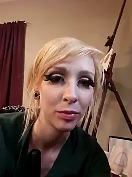 Snapshot of AmethystFoxx chatting on 02-03-25, 06:07 AmethystFoxx online show from 02-03-25, 06:07