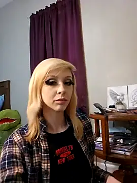 Snapshot of AmethystFoxx chatting on 03-12-25, 03:07 AmethystFoxx online show from 03-12-25, 03:07