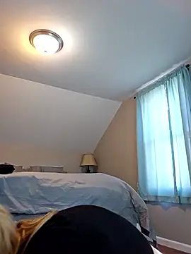 Snapshot of AmethystFoxx chatting on 03-13-25, 05:18 AmethystFoxx online show from 03-13-25, 05:18