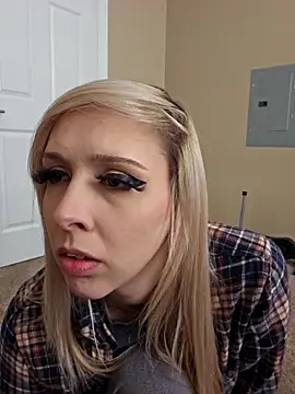 AmethystFoxx online show from 02-07-26, 07:28