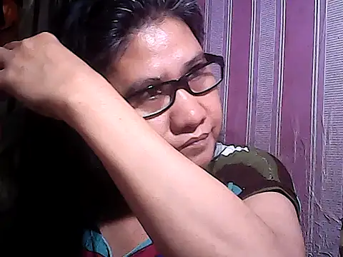 sweetsosie18 online show from 10-20-25, 03:29