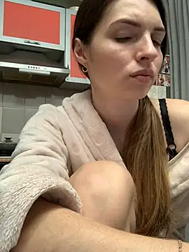 SeducingYoghourt online show from 01-28-25, 04:19