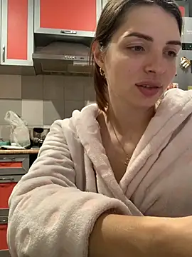 SeducingYoghourt online show from 10-27-25, 03:38