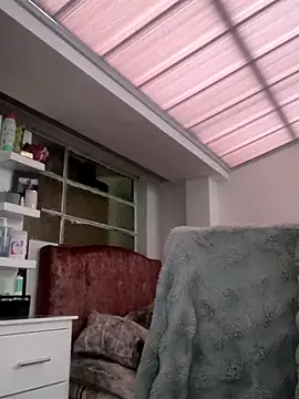 MadisonCambel online show from 10-17-25, 09:28