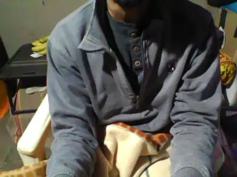 Snapshot of sour_rabh chatting on 12-15-24, 04:48 sour rabh online show from 12-15-24, 04:48