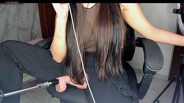 Snapshot of Girlmia_07 chatting on 12-01-25, 09:47 Girlmia 07 online show from 12-01-25, 09:47