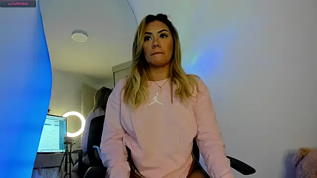 SussiVega online show from 03-03-25, 10:10