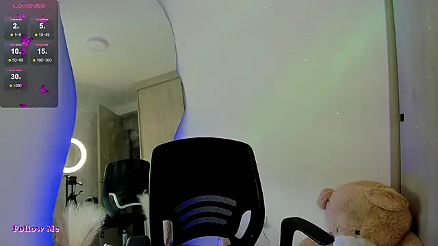 SussiVega online show from 03-12-25, 09:13