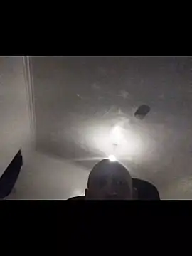 Snapshot of Verynaughtyx chatting on 02-21-26, 07:37 Verynaughtyx online show from 02-21-26, 07:37