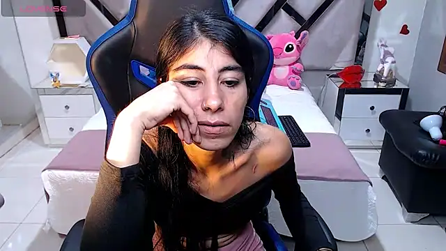 lady Ary xx online show from 12-28-24, 09:30