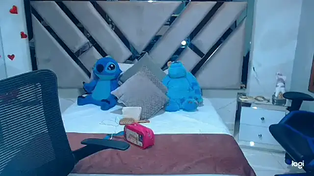 lady Ary xx online show from 02-19-25, 09:25