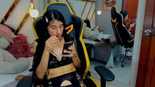 lady Ary xx online show from 03-01-25, 04:37