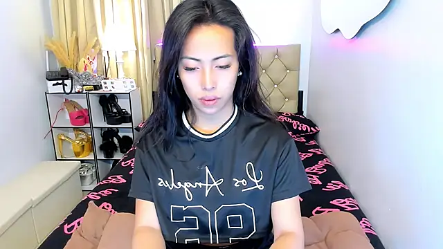 reighnempress online show from 02-28-25, 01:58