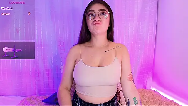 Snapshot of Samii_Evans chatting on 01-29-25, 07:25 Samii Evans online show from 01-29-25, 07:25