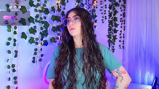 Snapshot of Samii_Evans chatting on 11-27-25, 06:59 Samii Evans online show from 11-27-25, 06:59