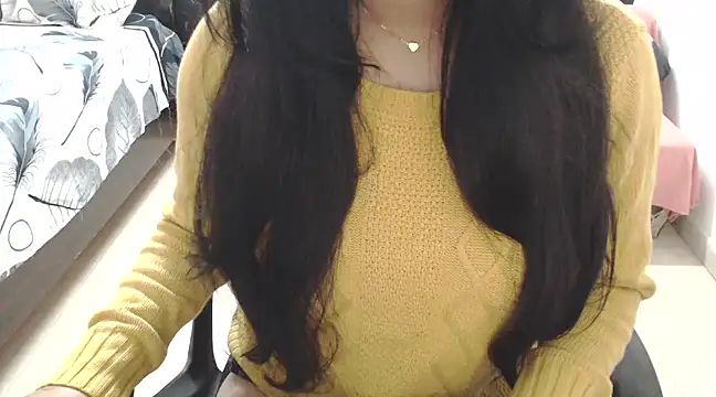 Snapshot of Princess_Sara chatting on 12-05-24, 06:10 Princess Sara online show from 12-05-24, 06:10