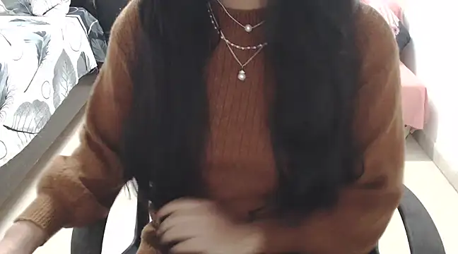 Snapshot of Princess_Sara chatting on 12-08-24, 10:08 Princess Sara online show from 12-08-24, 10:08