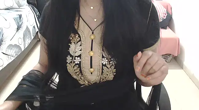 Snapshot of Princess_Sara chatting on 12-24-24, 06:00 Princess Sara online show from 12-24-24, 06:00