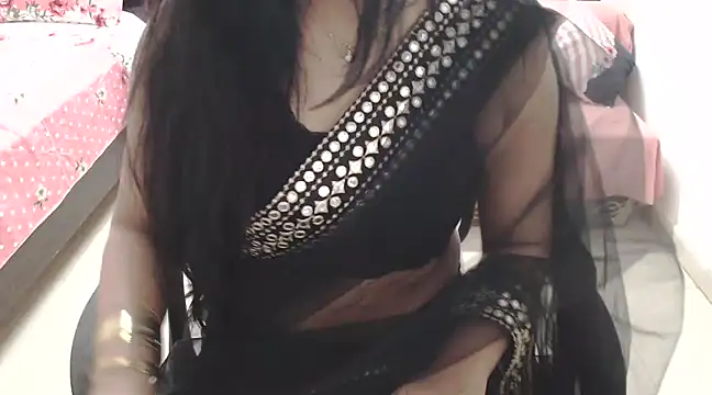 Snapshot of Princess_Sara chatting on 12-25-24, 06:31 Princess Sara online show from 12-25-24, 06:31