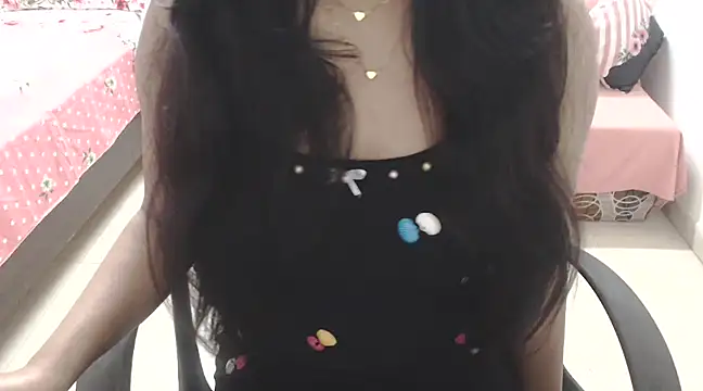 Snapshot of Princess_Sara chatting on 01-06-25, 06:25 Princess Sara online show from 01-06-25, 06:25