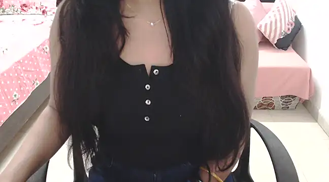 Snapshot of Princess_Sara chatting on 01-08-25, 10:04 Princess Sara online show from 01-08-25, 10:04