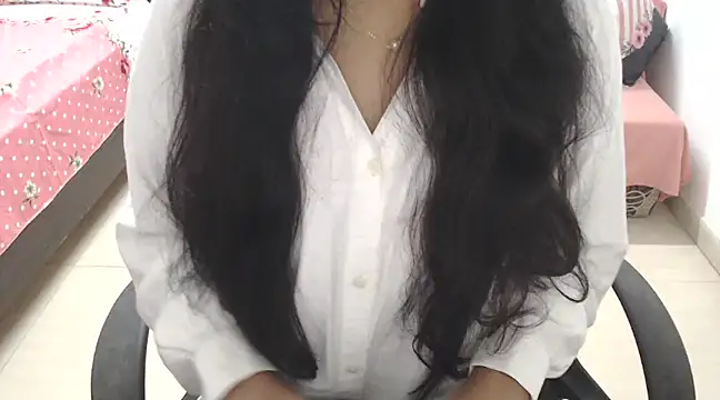 Snapshot of Princess_Sara chatting on 01-13-25, 06:16 Princess Sara online show from 01-13-25, 06:16