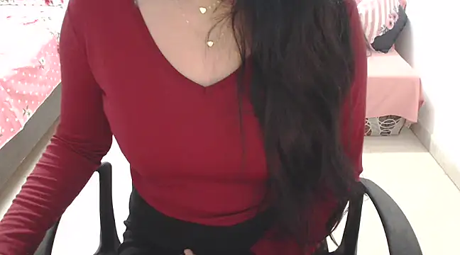 Snapshot of Princess_Sara chatting on 01-14-25, 11:10 Princess Sara online show from 01-14-25, 11:10