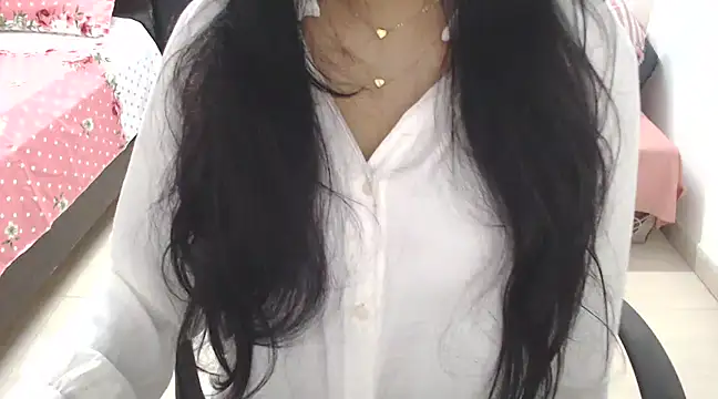 Snapshot of Princess_Sara chatting on 01-31-25, 06:35 Princess Sara online show from 01-31-25, 06:35