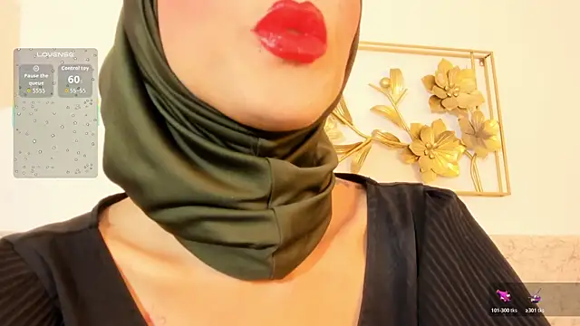 Snapshot of hanajameela chatting on 05-05-26, 11:51 hanajameela online show from 05-05-26, 11:51