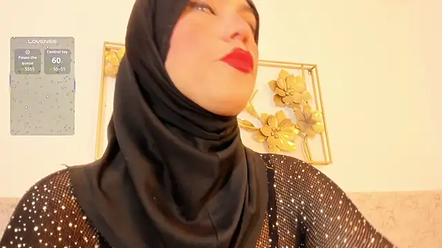 Snapshot of hanajameela chatting on 05-09-26, 11:48 hanajameela online show from 05-09-26, 11:48