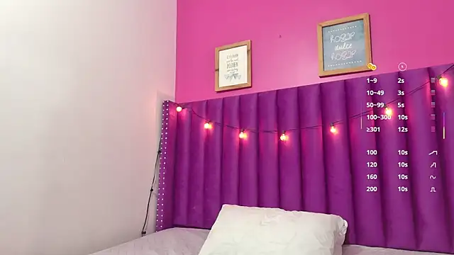 Snapshot of colombiamommy chatting on 03-02-25, 01:27 colombiamommy online show from 03-02-25, 01:27