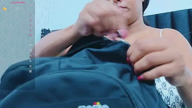 Snapshot of colombiamommy chatting on 09-27-25, 11:59 colombiamommy online show from 09-27-25, 11:59