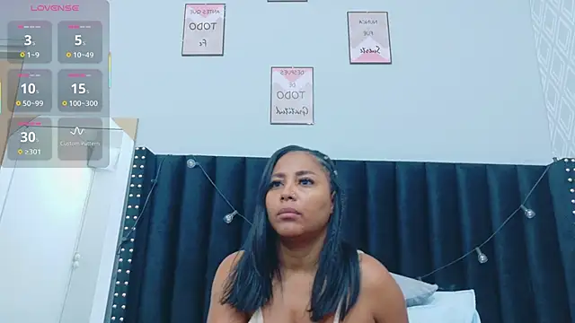 Snapshot of colombiamommy chatting on 11-14-25, 12:26 colombiamommy online show from 11-14-25, 12:26