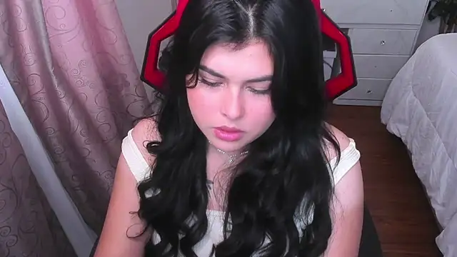 Alyaa s online show from 02-10-26, 07:29