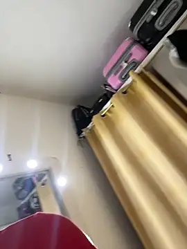 Snapshot of Sarita-candy chatting on 01-27-25, 05:15 Sarita-candy online show from 01-27-25, 05:15