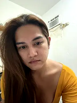 Snapshot of MarieLoveGlamorous chatting on 09-11-25, 03:01 MarieLoveGlamorous online show from 09-11-25, 03:01