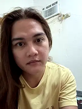 Snapshot of MarieLoveGlamorous chatting on 12-15-25, 07:40 MarieLoveGlamorous online show from 12-15-25, 07:40