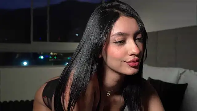 Snapshot of kendall_ruiz chatting on 02-20-25, 11:32 kendall ruiz online show from 02-20-25, 11:32